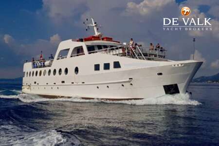 CAR/PASSENGERS FERRY 33